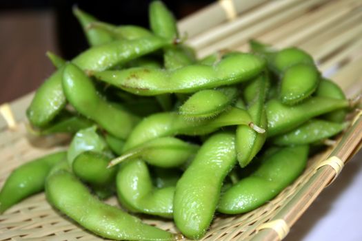 Edamame_by_Zesmerelda_in_Chicago.jpg