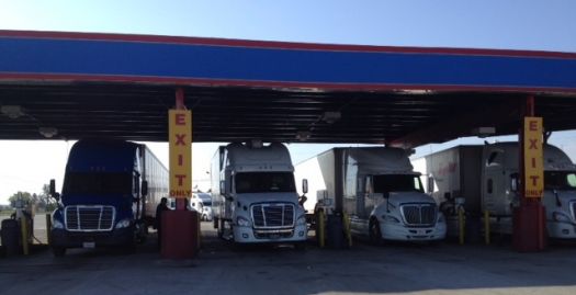 truckstop_fueling1.JPG