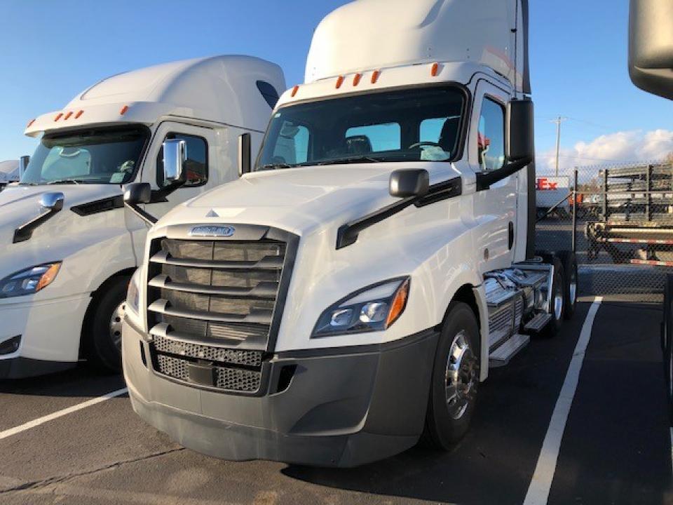 New Freightliner Cascadia Day Cab Tractor For Sale In Columbus