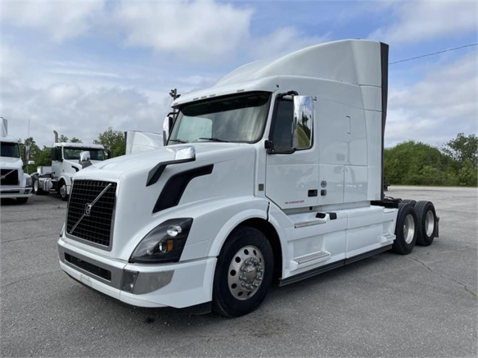 Used 2018 VOLVO VNL64T630 For Sale in Defiance, OH 43512 ...